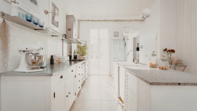 Best Kitchen Cabinets and Countertops for Modern Homes